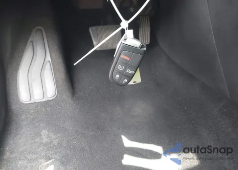 2015 Chrysler 200 Limited z USA, uszkodzony, nr VIN 1C3CCCAB5FN712607